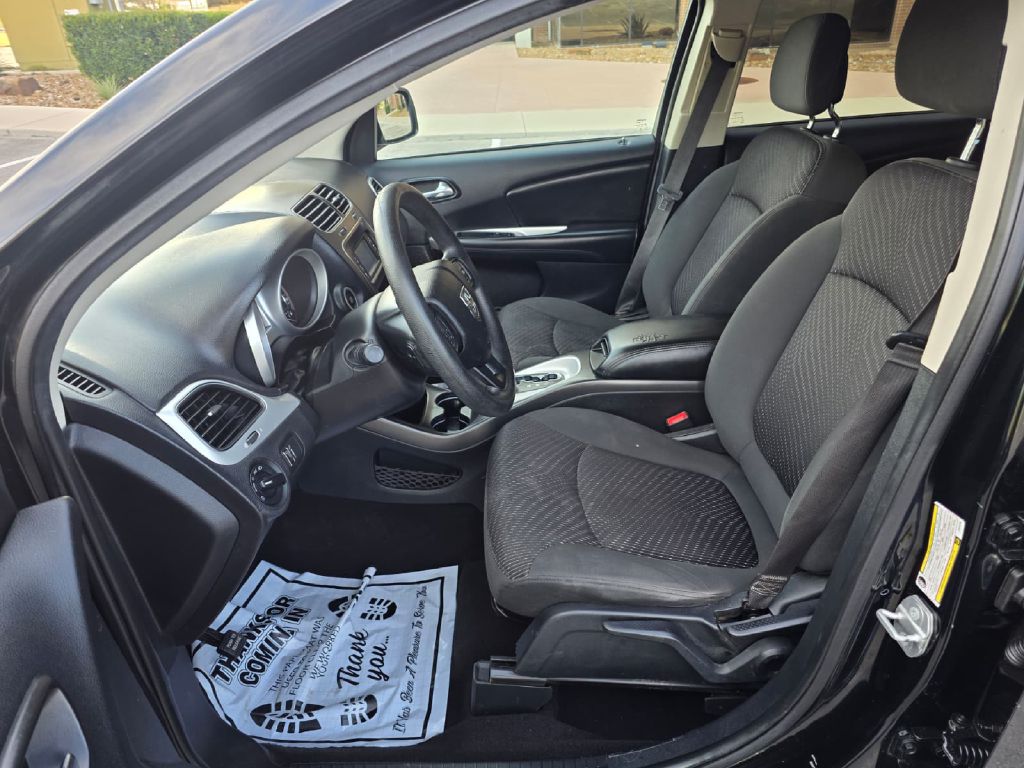Photo 11 of this DODGE JOURNEY