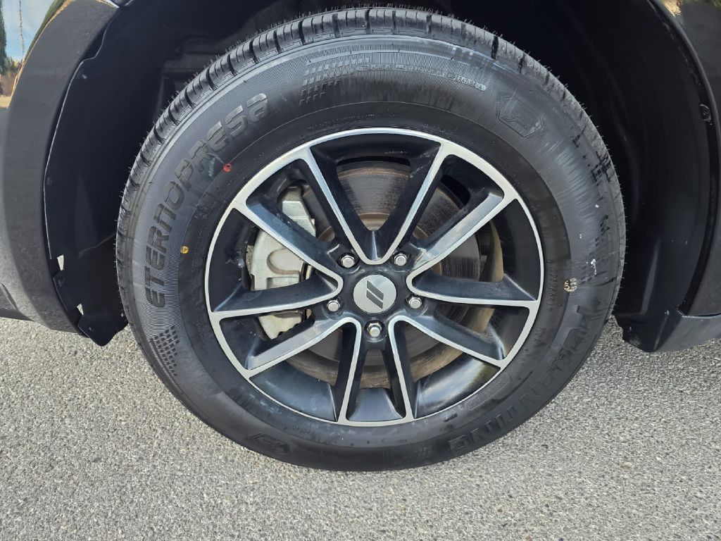 Photo 19 of this DODGE JOURNEY