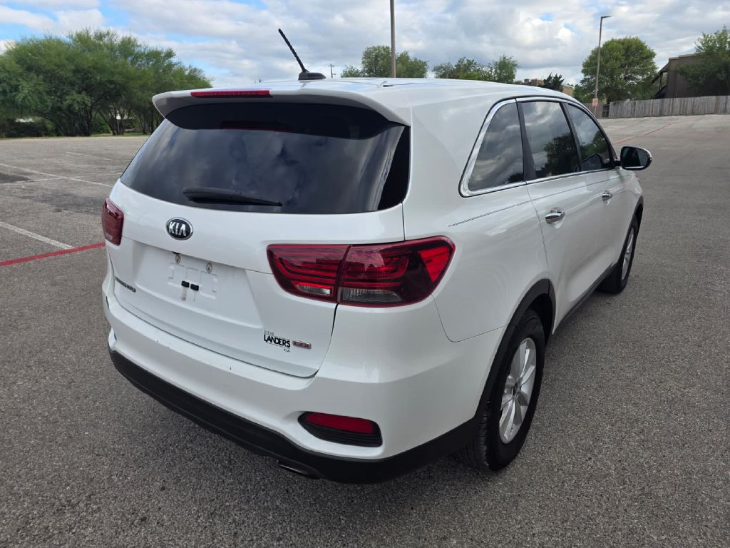 Photo 7 of this KIA SORENTO