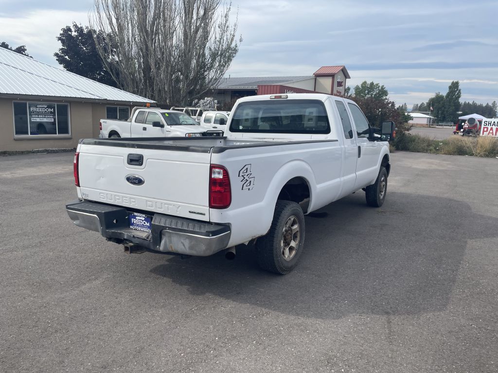 Photo 3 of this FORD F250