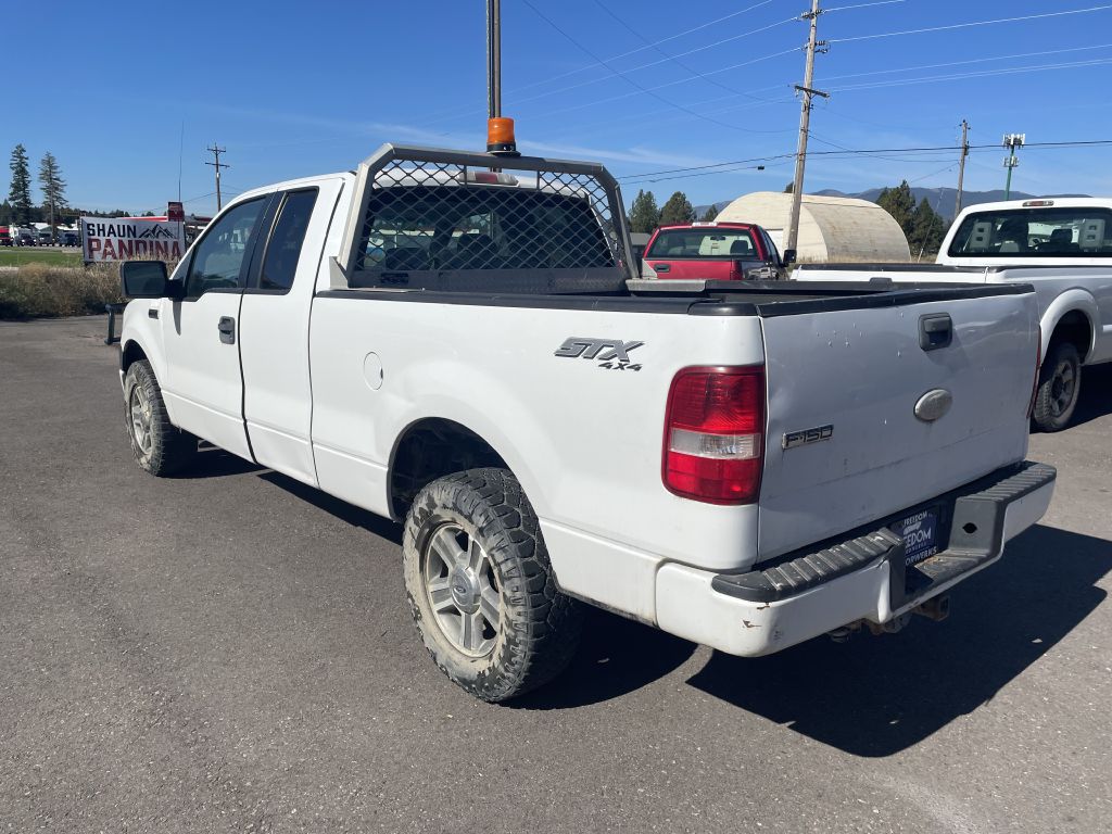 Photo 4 of this FORD F150