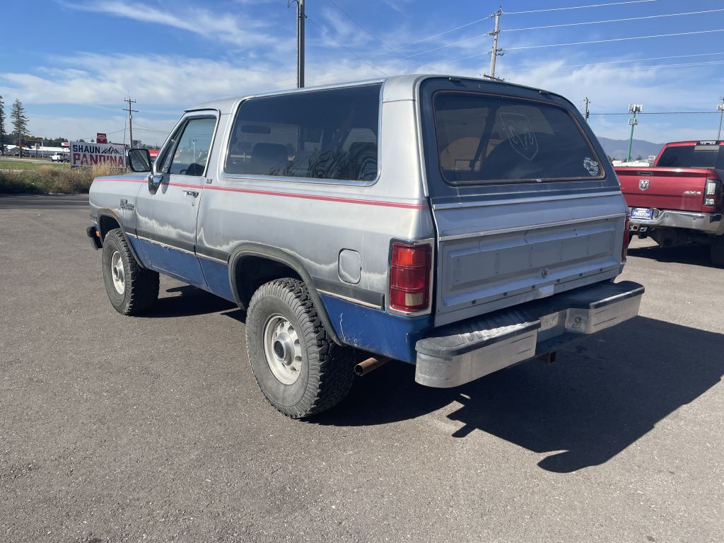 Photo 4 of this DODGE RAMCHARGER