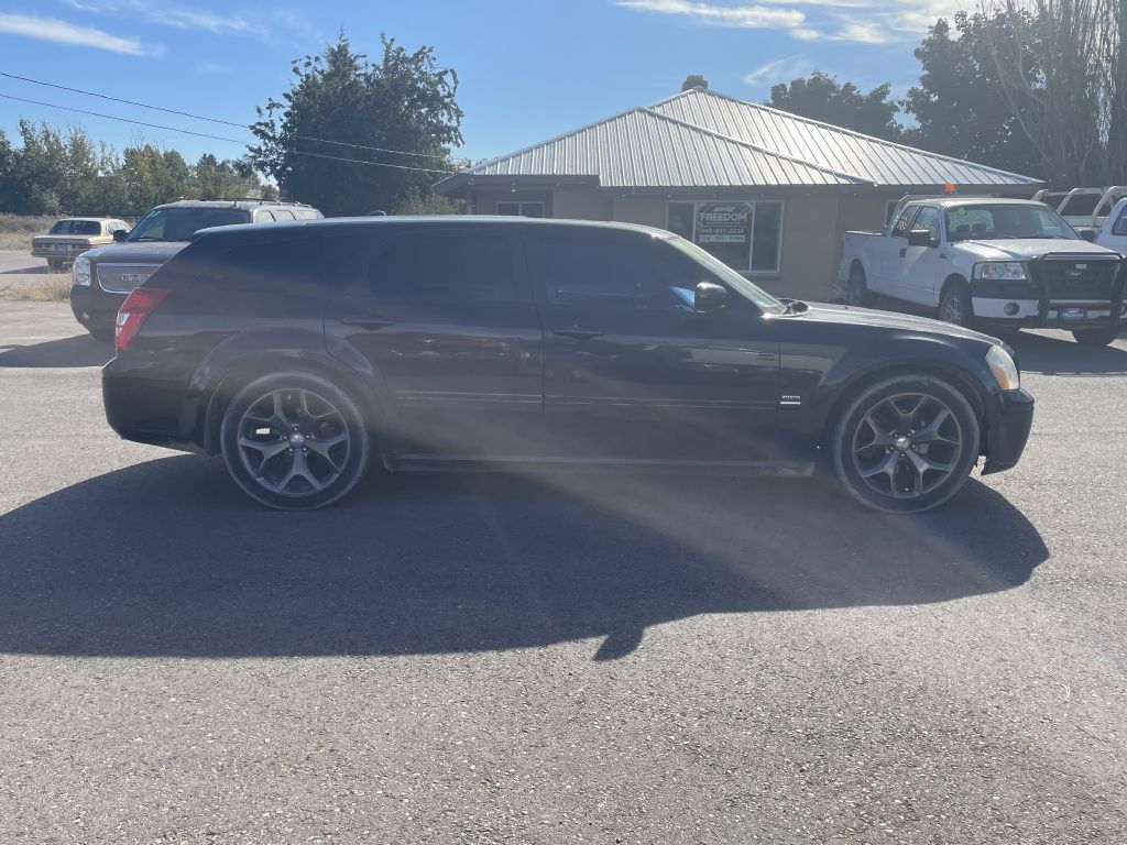 Photo 2 of this DODGE MAGNUM