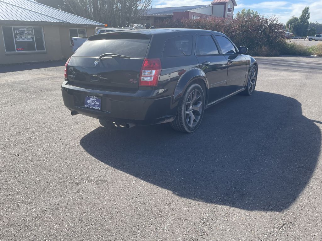 Photo 3 of this DODGE MAGNUM