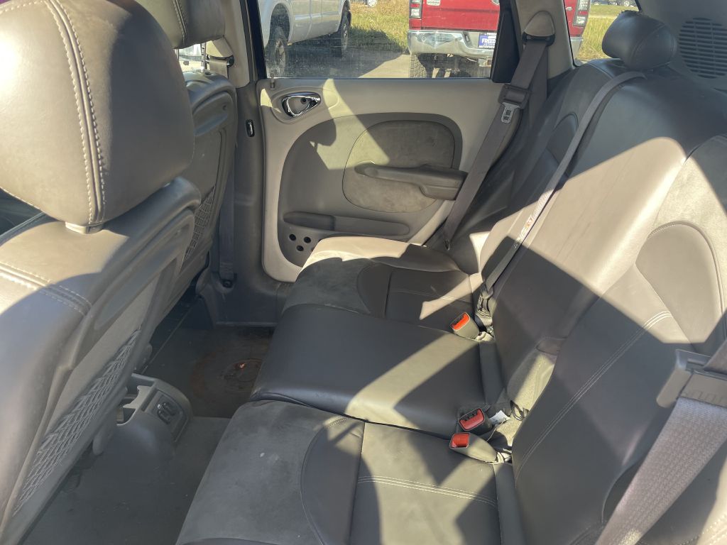 Photo 6 of this CHRYSLER PT CRUISER