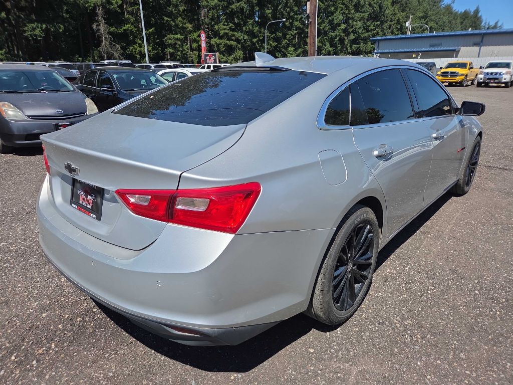 Photo 8 of this CHEVROLET MALIBU