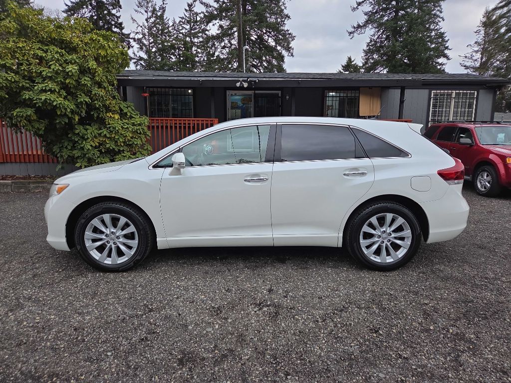 Photo 5 of this TOYOTA VENZA