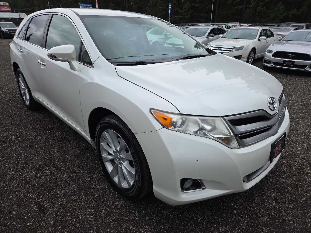 Photo 2 of this TOYOTA VENZA
