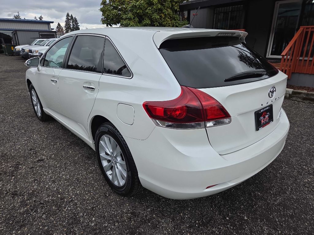 Photo 6 of this TOYOTA VENZA