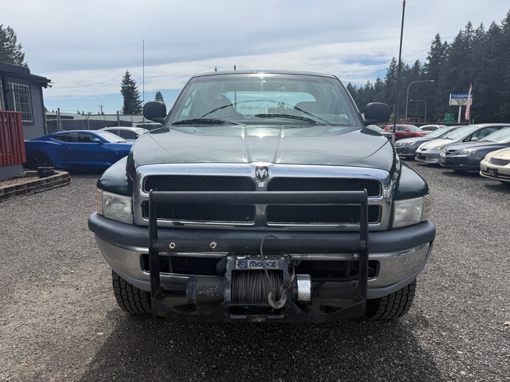 Photo 3 of this DODGE RAM 2500