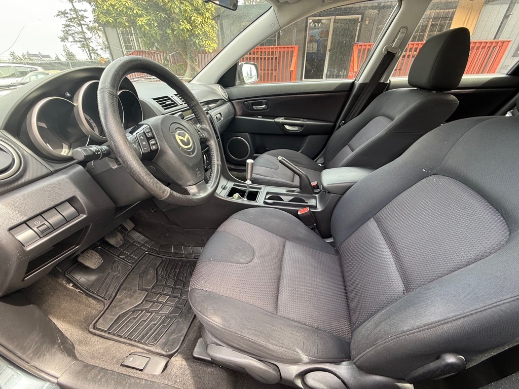 Photo 9 of this MAZDA MAZDA3