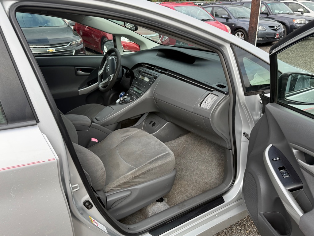 Photo 14 of this TOYOTA PRIUS