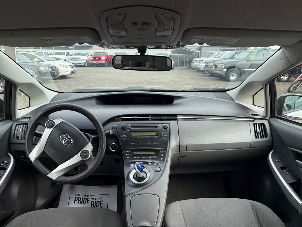 Photo 15 of this TOYOTA PRIUS