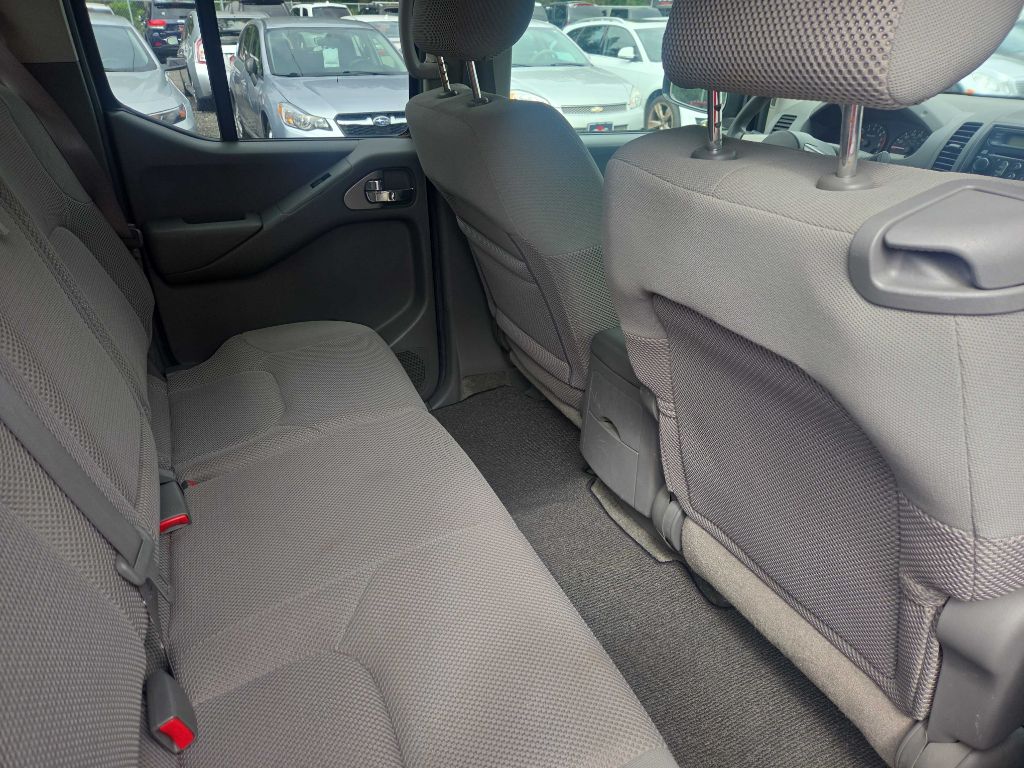 Photo 9 of this NISSAN FRONTIER