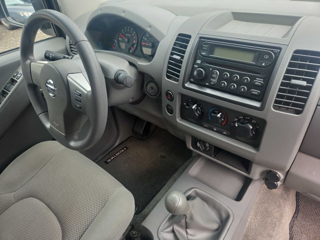 Photo 12 of this NISSAN FRONTIER