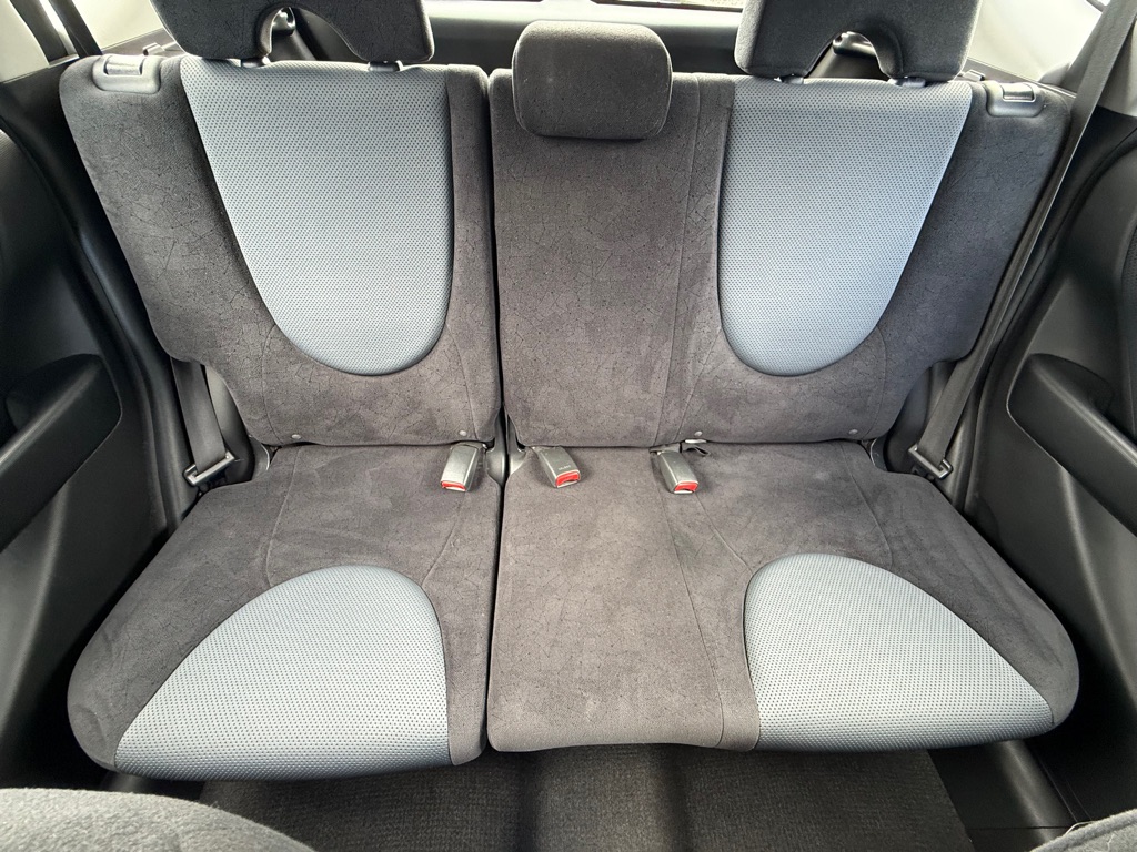 Photo 14 of this HONDA FIT