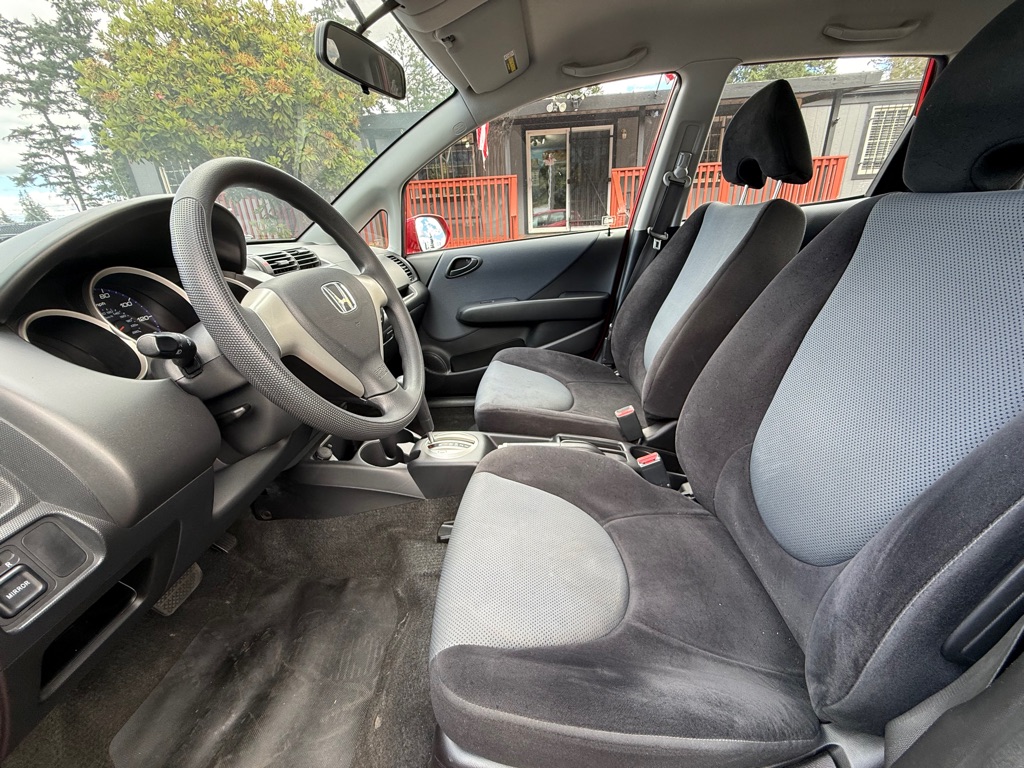 Photo 9 of this HONDA FIT