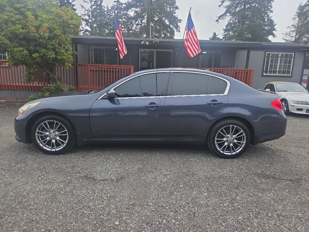 Photo 4 of this INFINITI G37 SEDAN