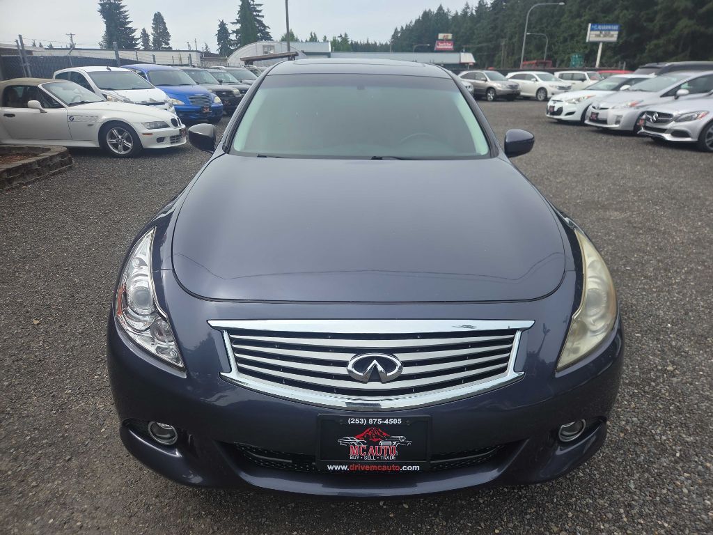 Photo 5 of this INFINITI G37 SEDAN