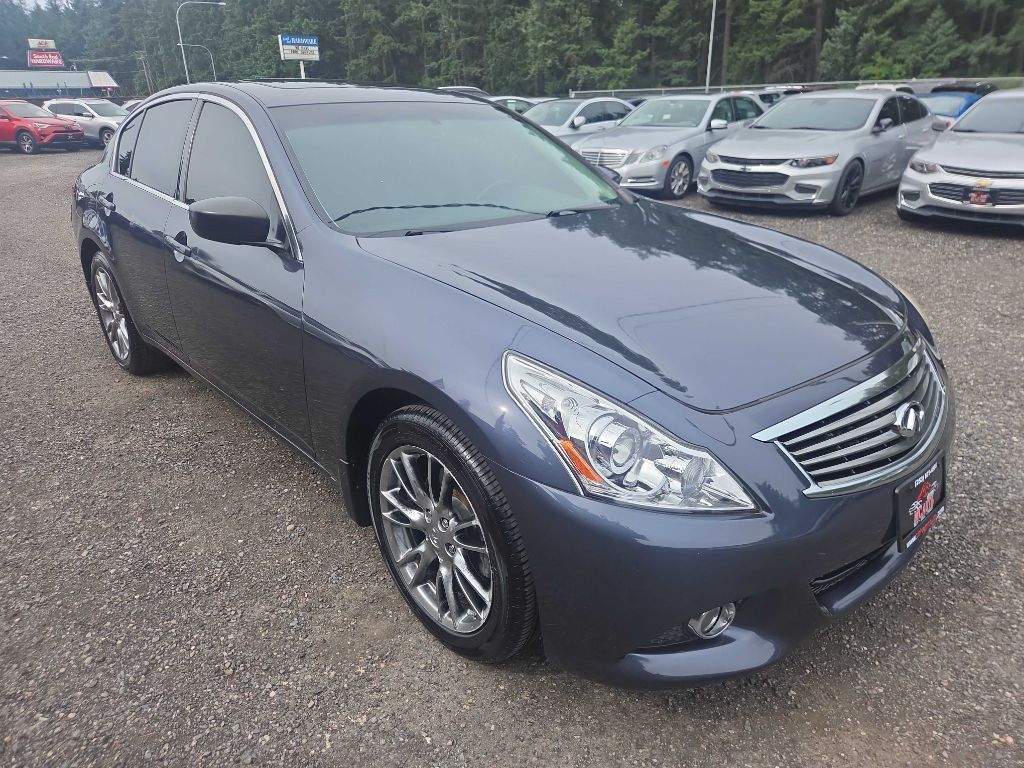 Photo 3 of this INFINITI G37 SEDAN
