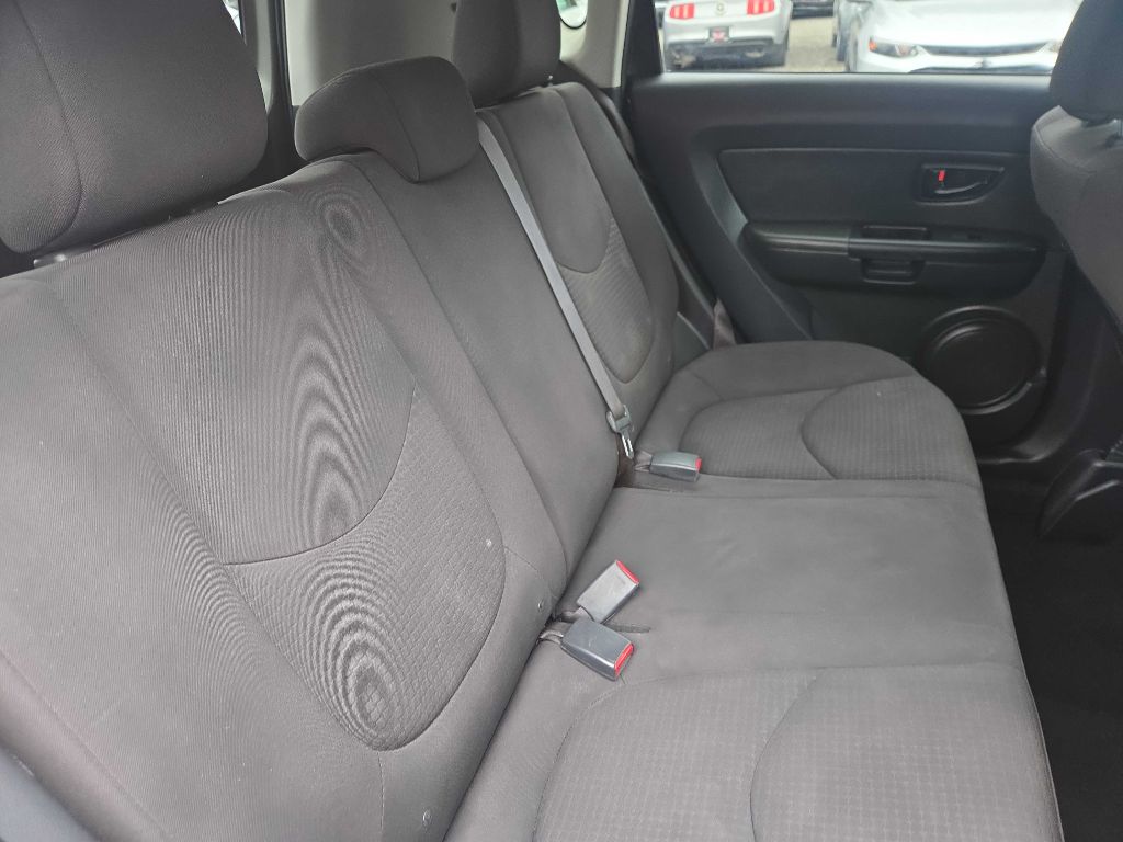 Photo 9 of this KIA SOUL