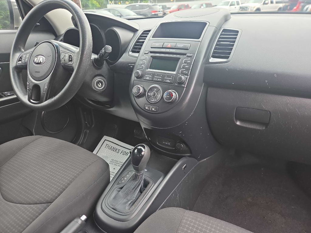 Photo 12 of this KIA SOUL