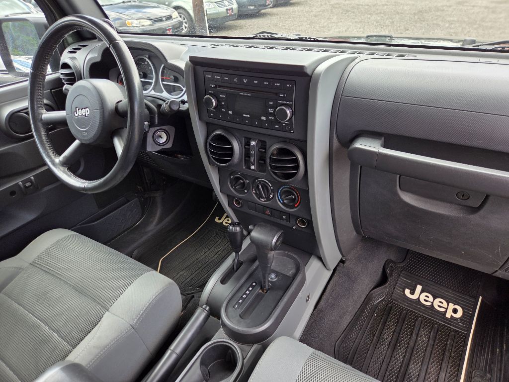 Photo 13 of this JEEP WRANGLER UNLIMI
