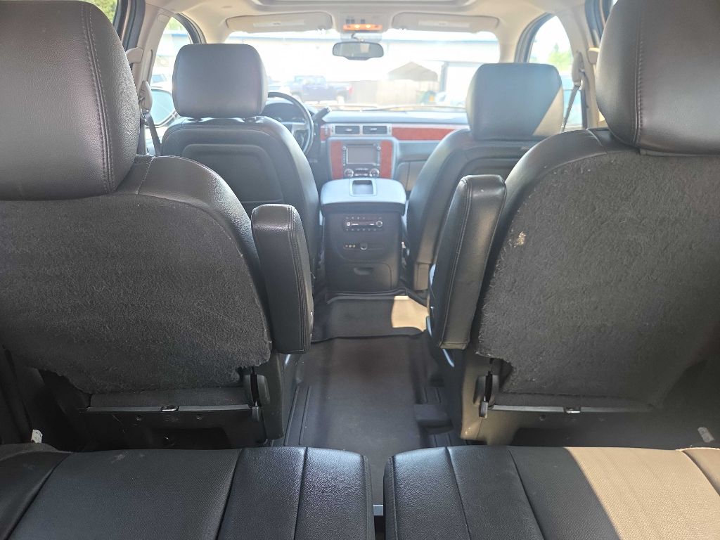 Photo 10 of this CHEVROLET SUBURBAN