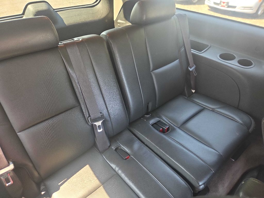 Photo 9 of this CHEVROLET SUBURBAN