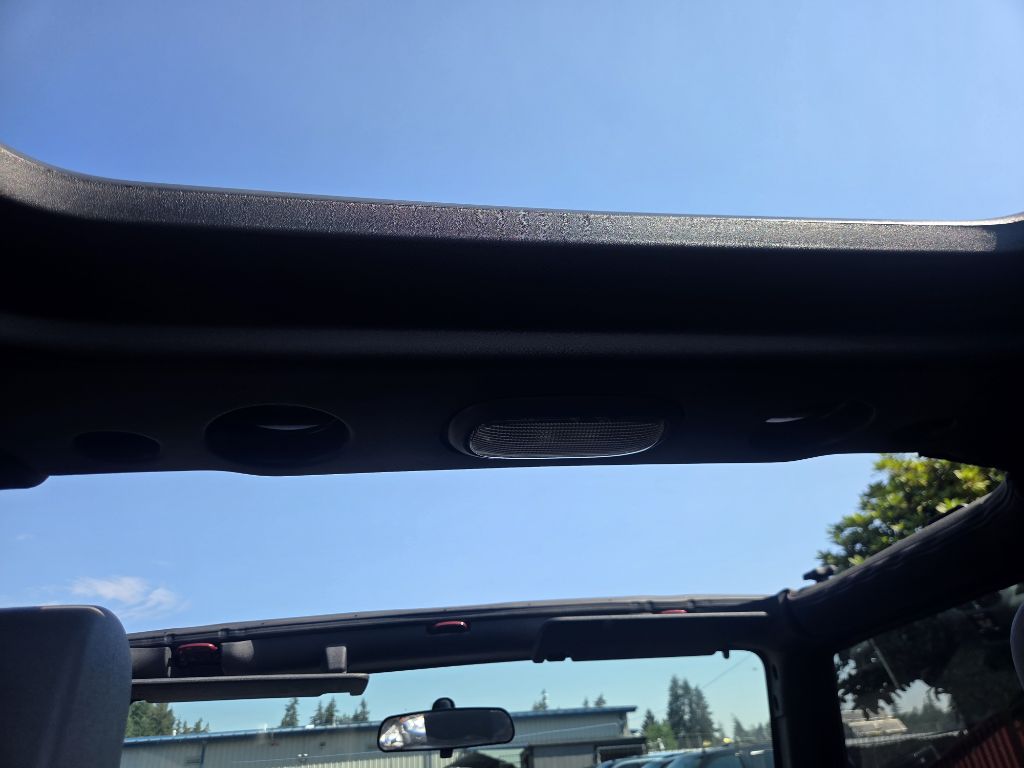 Photo 13 of this JEEP WRANGLER UNLIMI