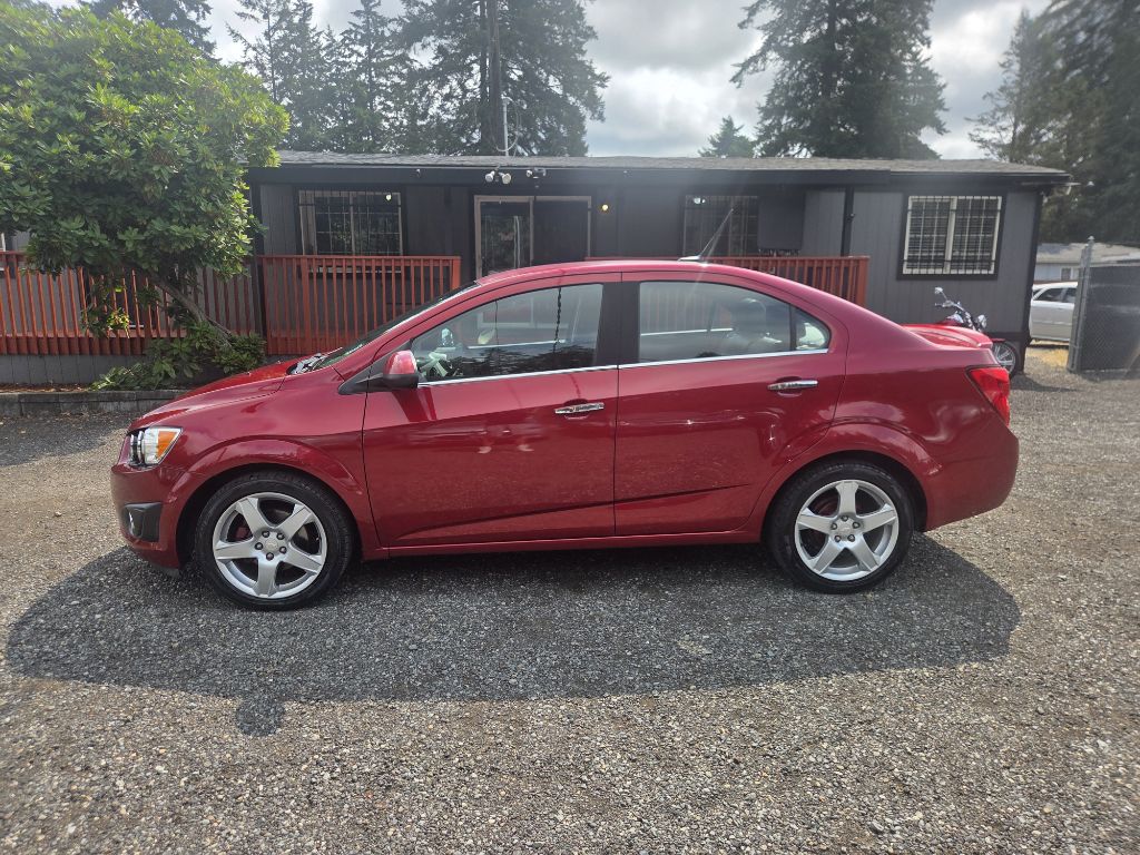 Photo 5 of this CHEVROLET SONIC