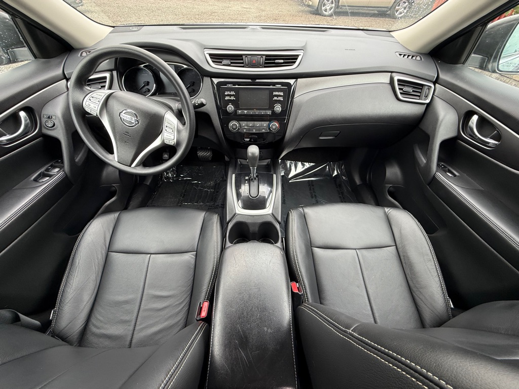 Photo 14 of this NISSAN ROGUE