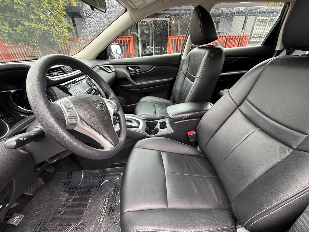 Photo 9 of this NISSAN ROGUE