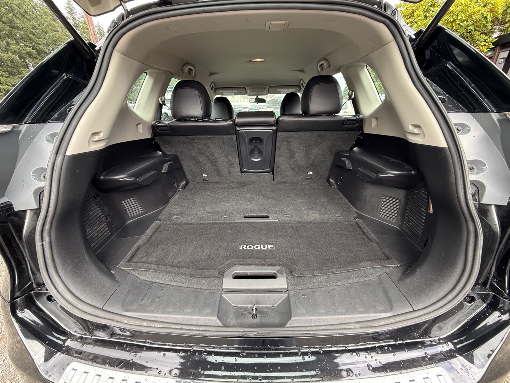 Photo 11 of this NISSAN ROGUE