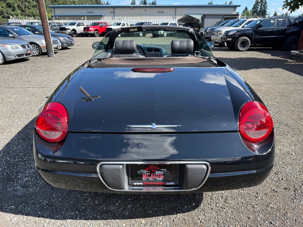 Photo 7 of this FORD THUNDERBIRD
