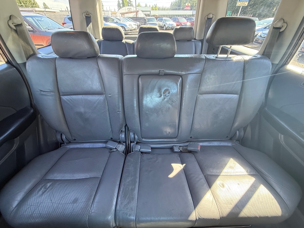 Photo 15 of this HONDA PILOT