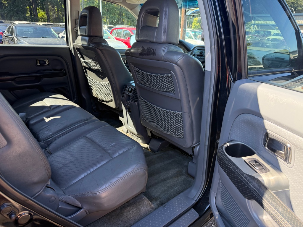 Photo 11 of this HONDA PILOT