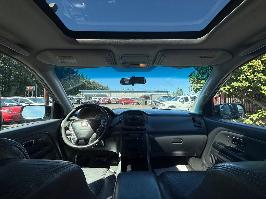 Photo 13 of this HONDA PILOT