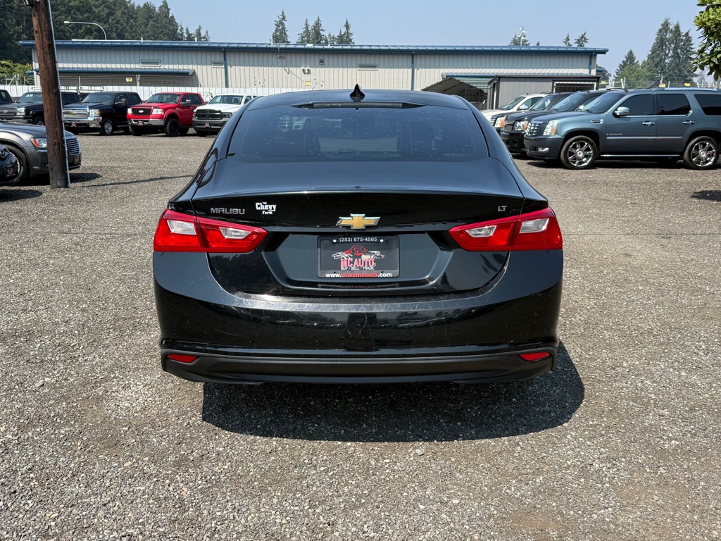 Photo 7 of this CHEVROLET MALIBU