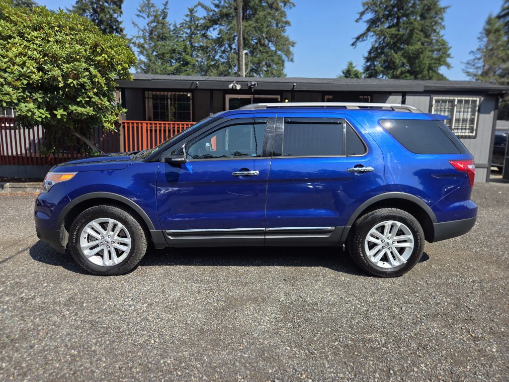 Photo 5 of this FORD EXPLORER