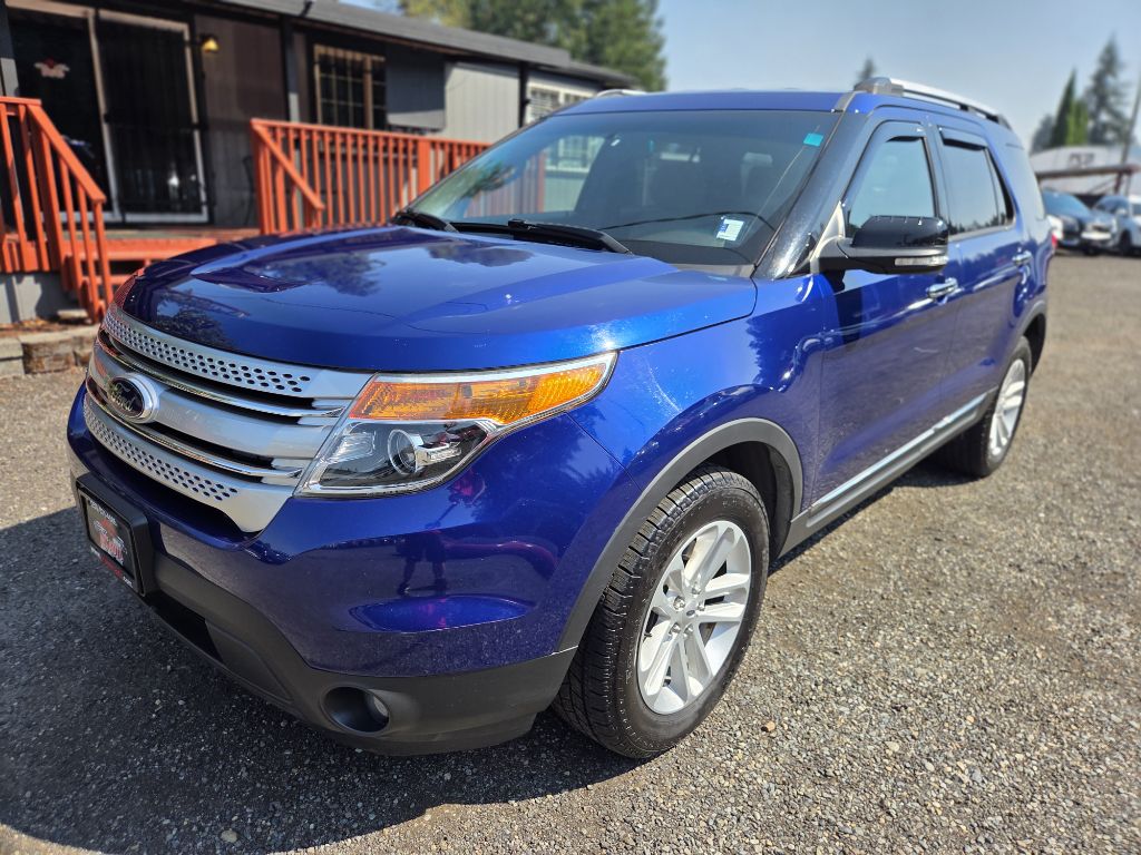 Photo 4 of this FORD EXPLORER