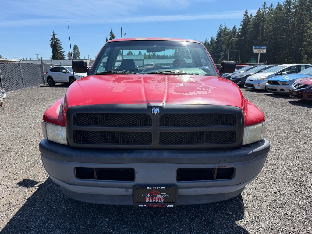 Photo 3 of this DODGE RAM 1500