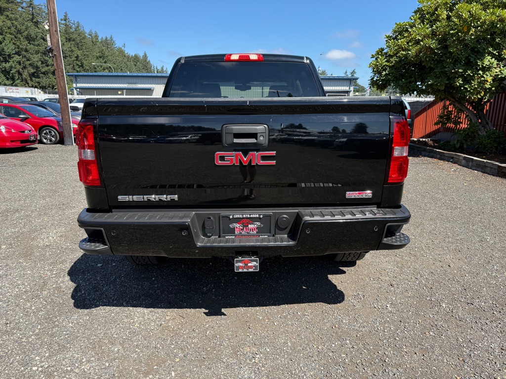 Photo 7 of this GMC SIERRA