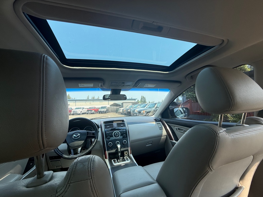 Photo 15 of this MAZDA CX-9