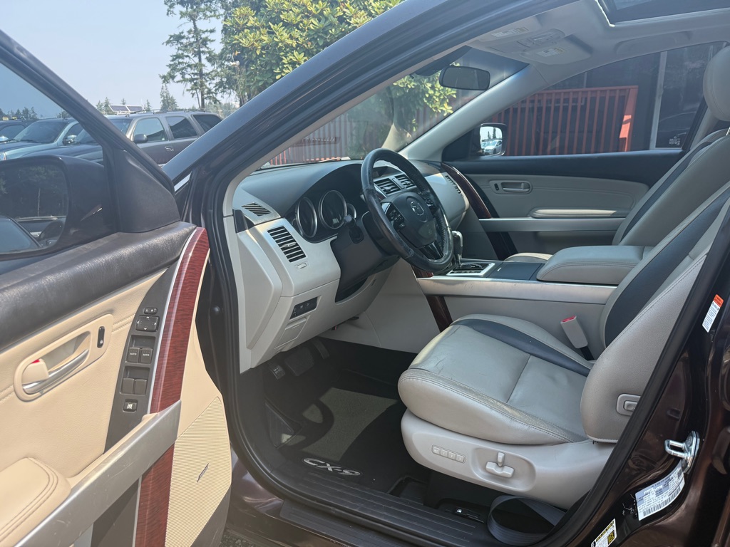 Photo 9 of this MAZDA CX-9
