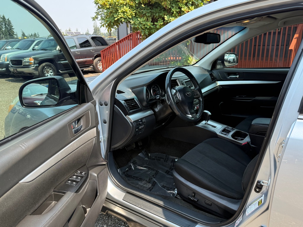 Photo 9 of this SUBARU OUTBACK