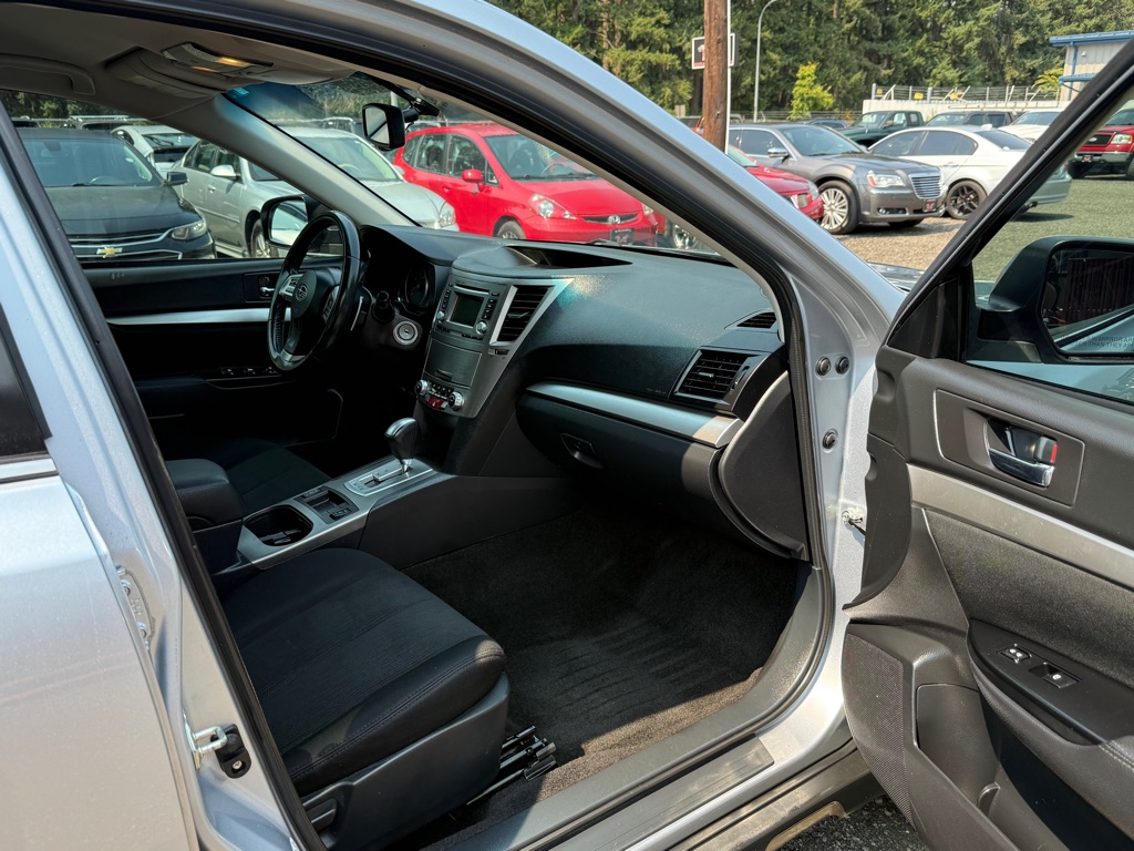 Photo 13 of this SUBARU OUTBACK