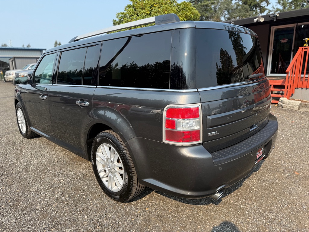 Photo 6 of this FORD FLEX