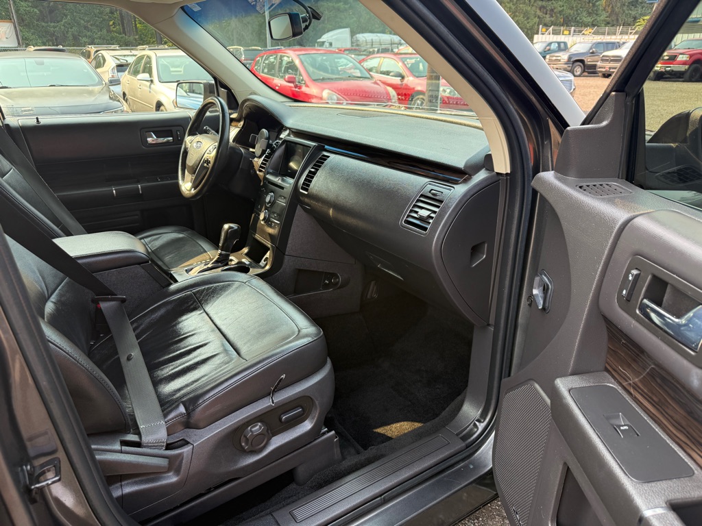 Photo 13 of this FORD FLEX