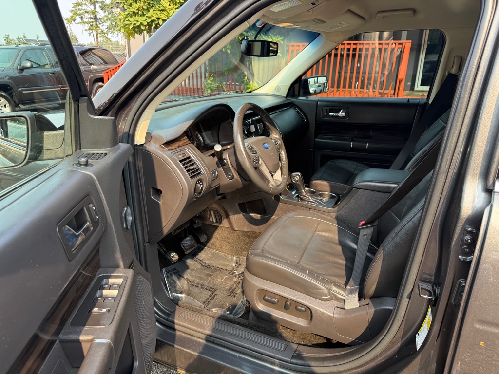 Photo 9 of this FORD FLEX